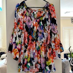 Women’s Top - size 1x